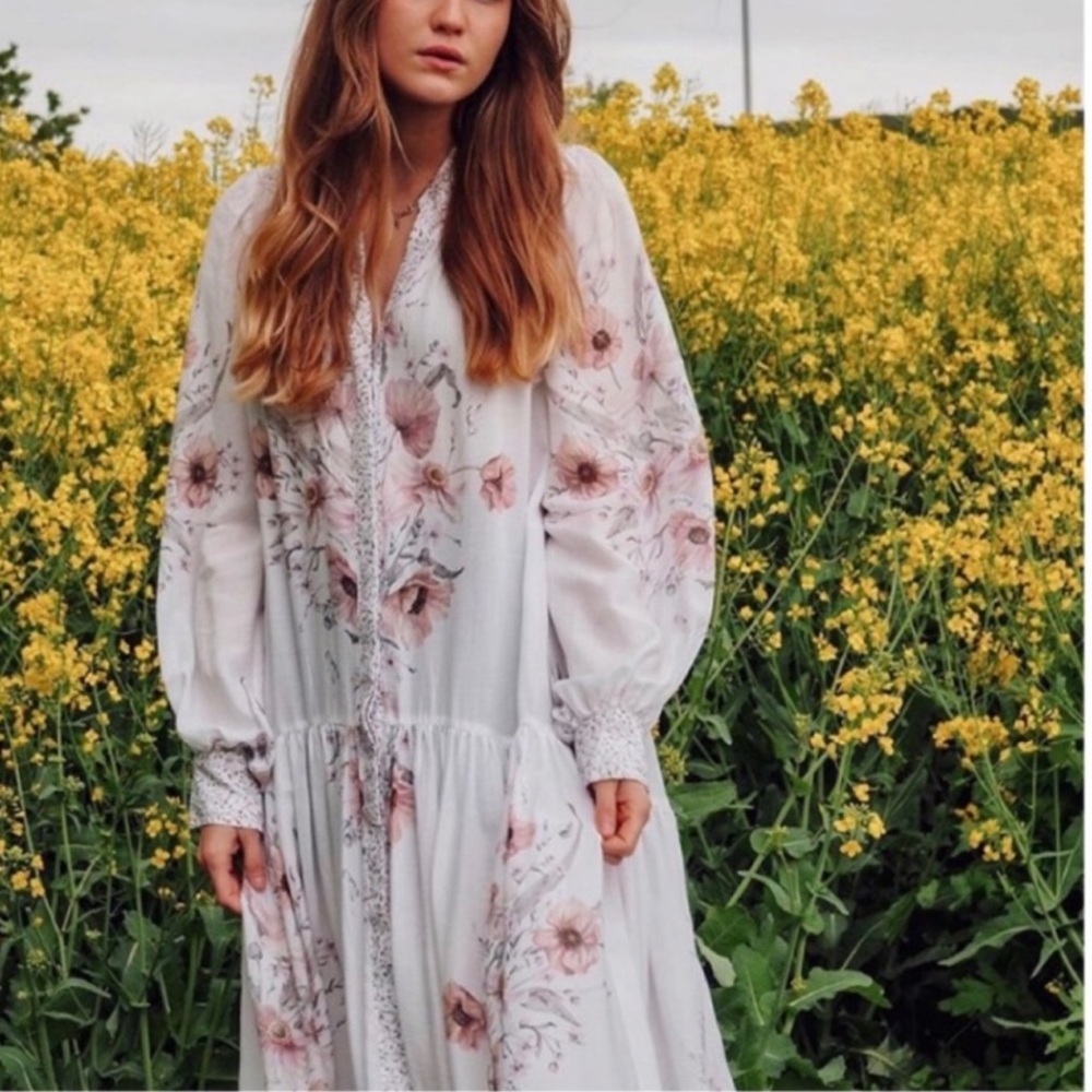 H&M Flowy Floral maxi dress (runs large)